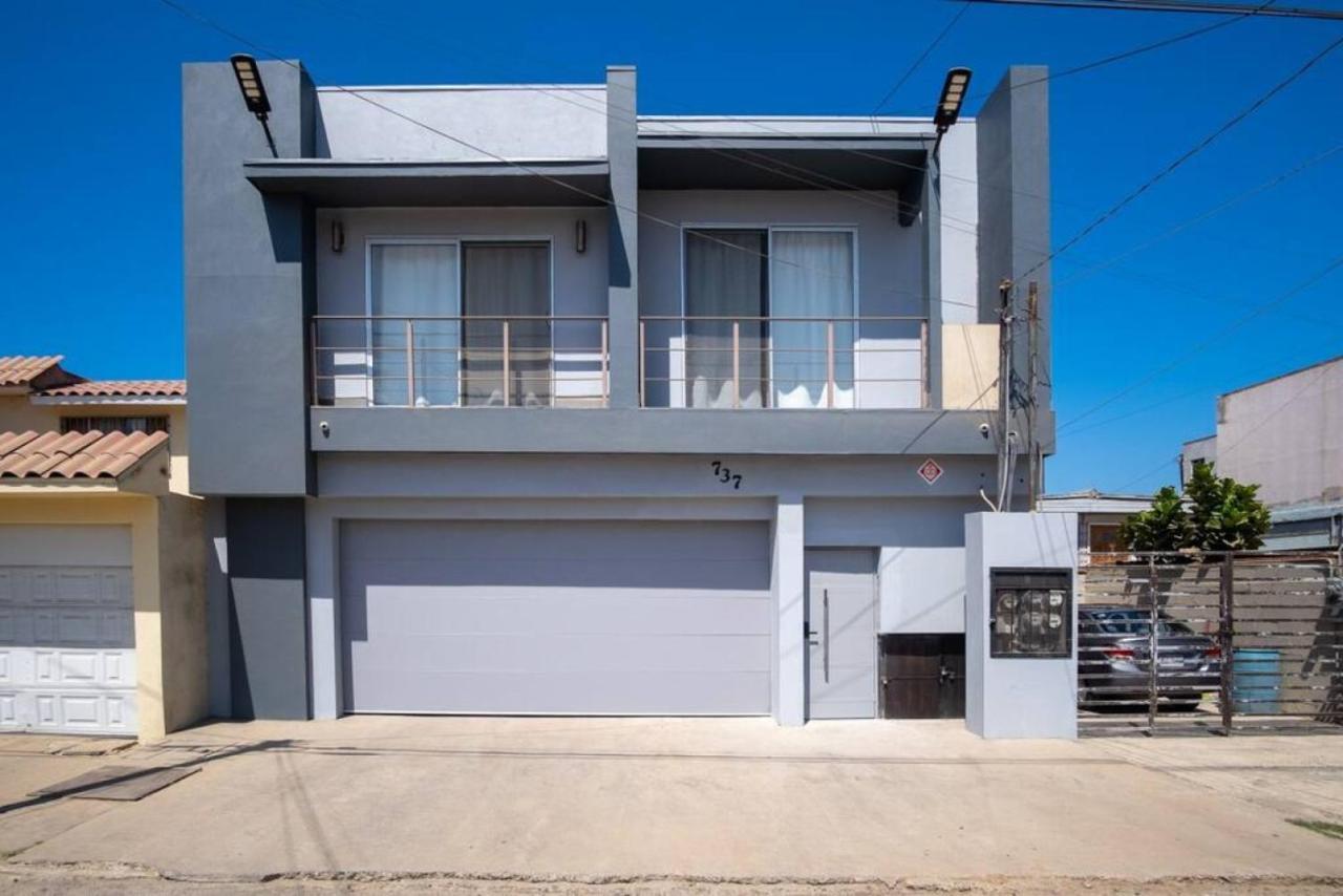 Appartamento Casa San Miguel With Gated Parking At Casas Sanblu Ensenada Esterno foto